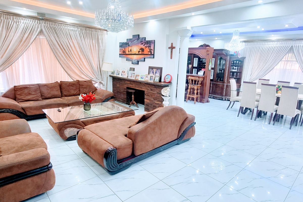 LOVELY SPACIOUS 4 BEDROOMS HOME, FLATLET, SWIMMING POOL, GOOD FOR ESTABLISHED FAMILY - Photo 3