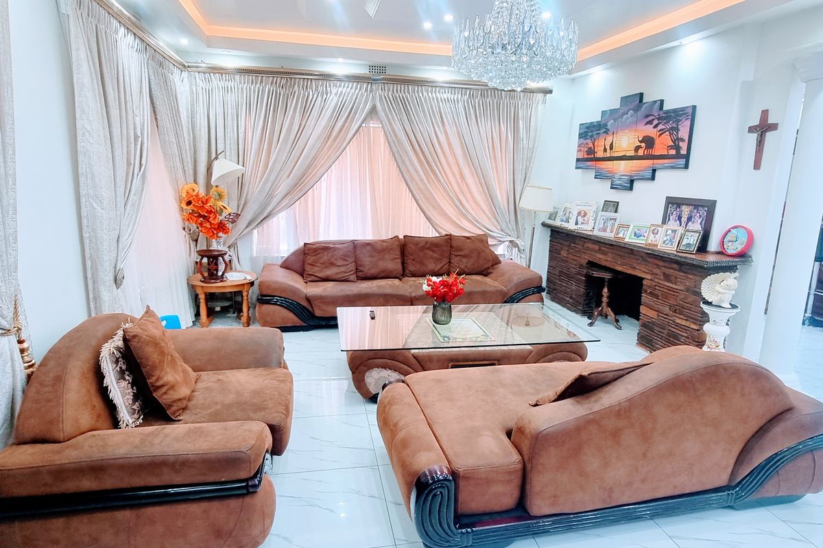 LOVELY SPACIOUS 4 BEDROOMS HOME, FLATLET, SWIMMING POOL, GOOD FOR ESTABLISHED FAMILY - Photo 4