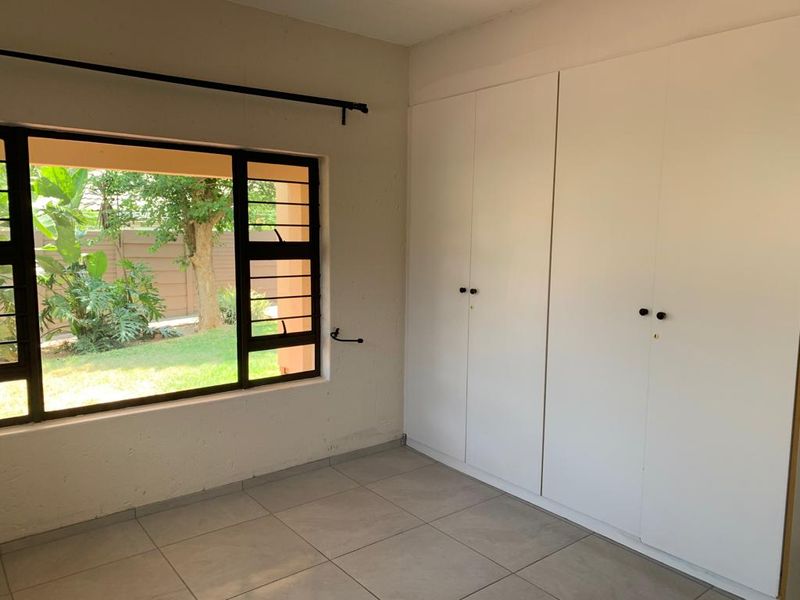 Elegant 2-bed apartment in Sunninghill, Sandton To Let - Photo 7