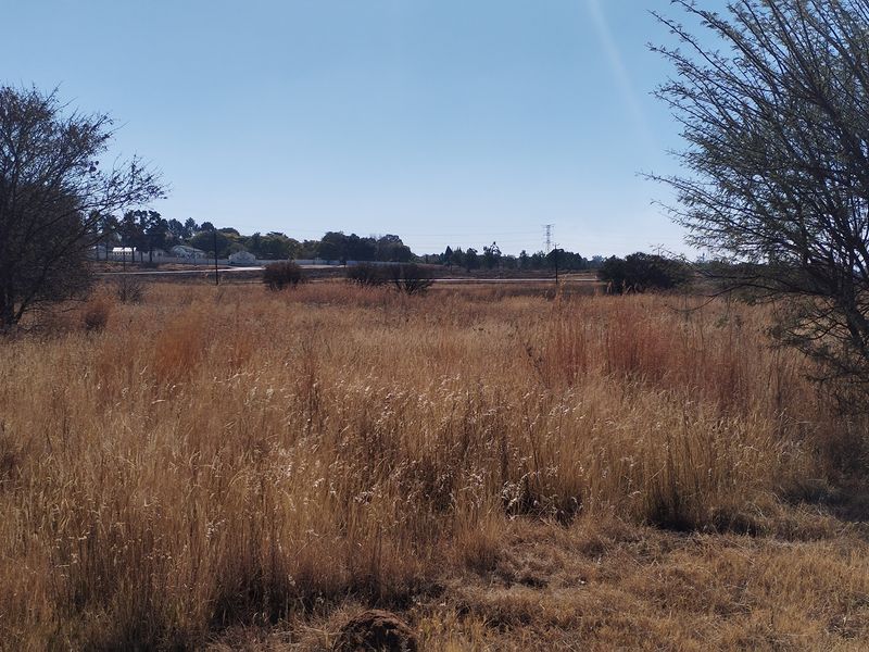 Farm Style Living - Spacious prime spot, perfect for your dream home or business venture - Photo 5