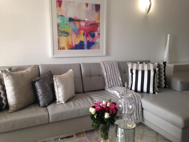 2 Bedroom Apartment/Flat To Rent in Morningside Elite, Wealthy Suburb of Johannesburg - Photo 5