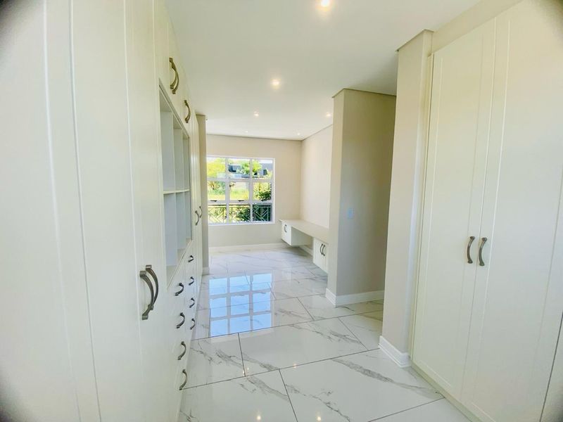 Immaculate 4 Bed En-suite Secure Home for sale in River Club - Photo 9