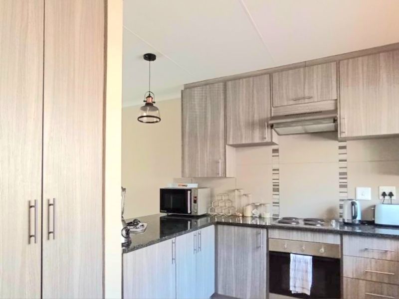 Safe and Neat - Photo 3