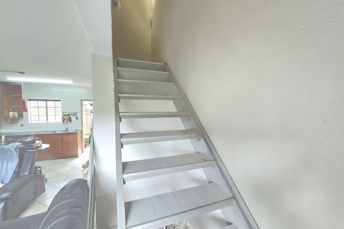 COZY  HOME - Photo 5