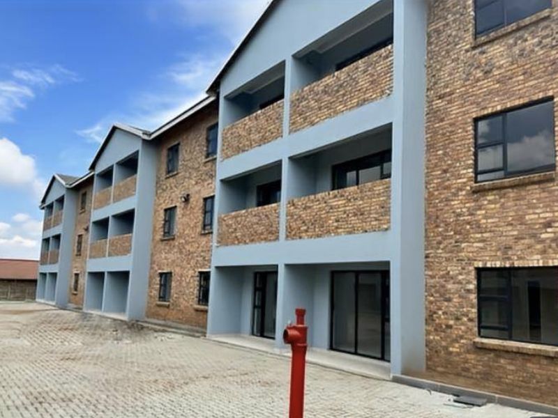 Sandy lane- Deposit required - Photo 2