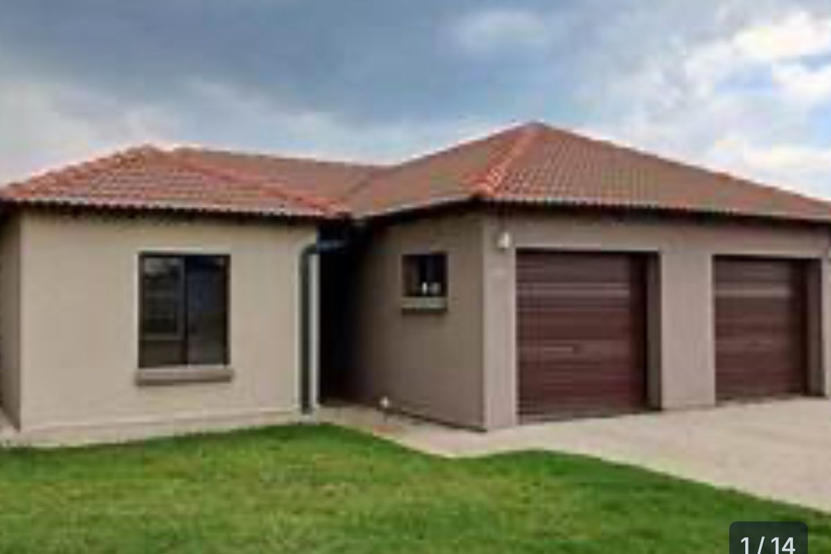 - 3 bed 2 bath - FROM 6500 - R9000 PM - Photo 2
