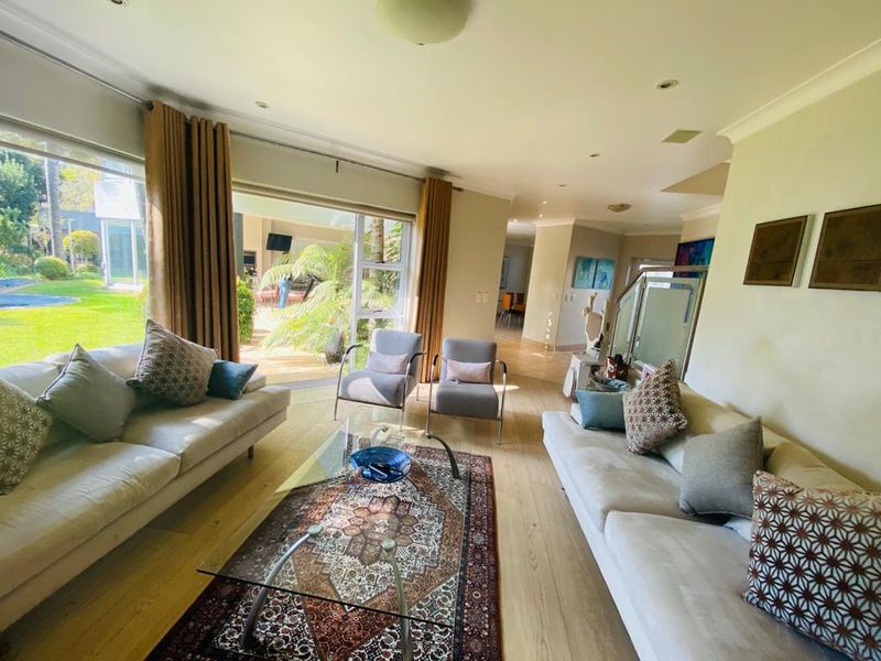 Charming 3-bedroom house in Morningside, Sandton, featuring modern amenities & a serene garden oasis - Photo 7