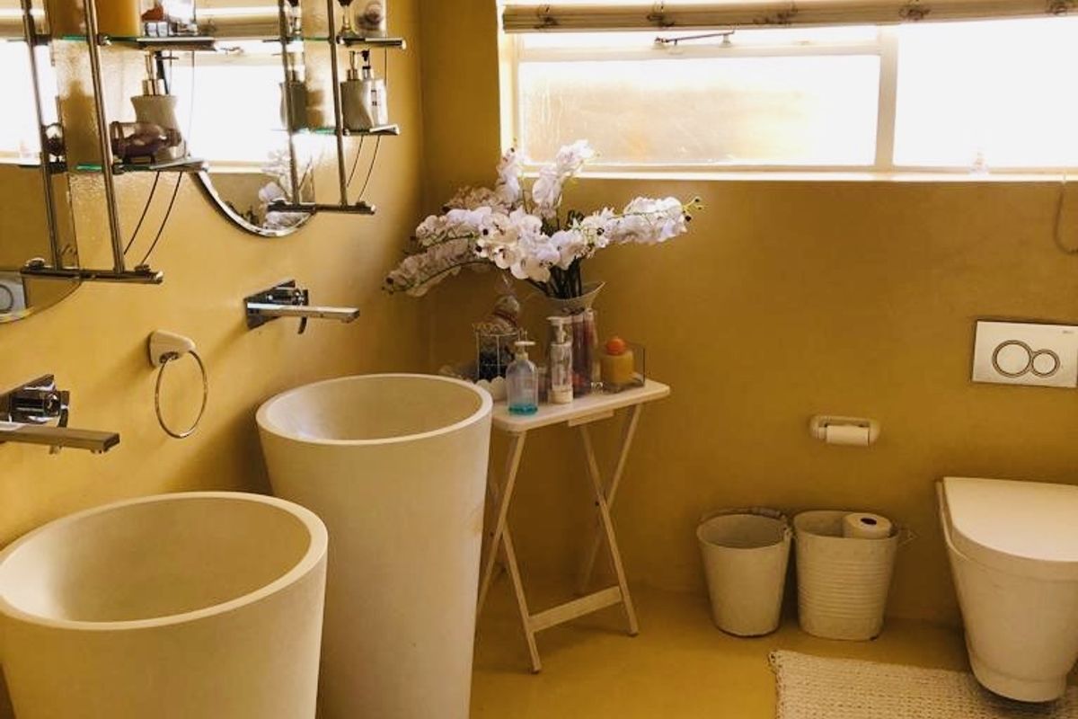 The property is well maintained and offers 4 beds, 3 baths - Photo 4