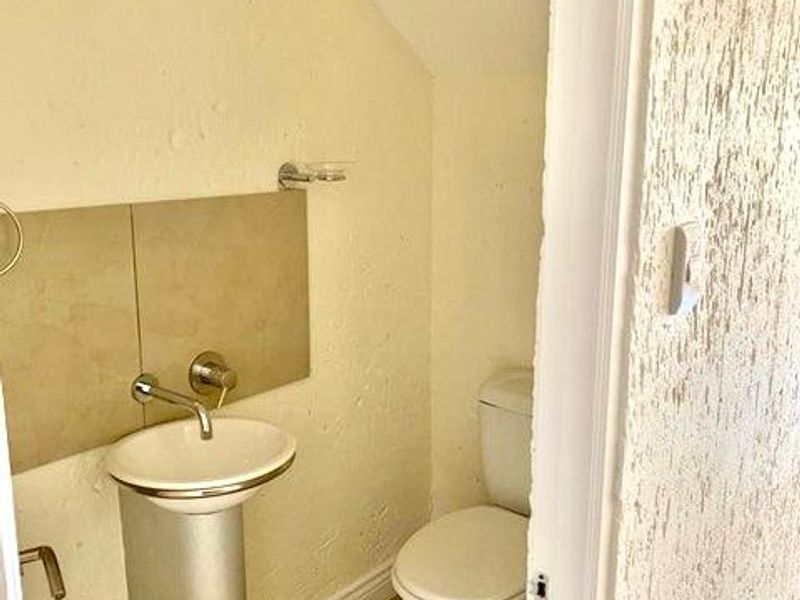 Be a part of “Richest Square Mile in Africa “ - Modern Apartment. - Photo 8