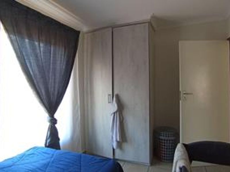 3 Bedroom Townhouse for sale in Chantelle - Photo 10