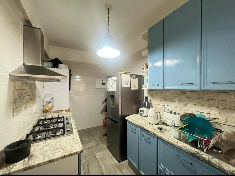 Modern Urban Living in Prime Location - Photo 3