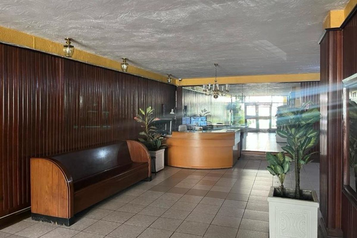 Modern Urban Living in Prime Location - Photo 2