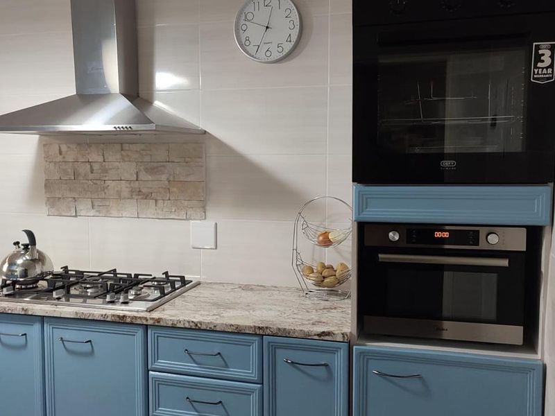 Modern Urban Living in Prime Location - Photo 4