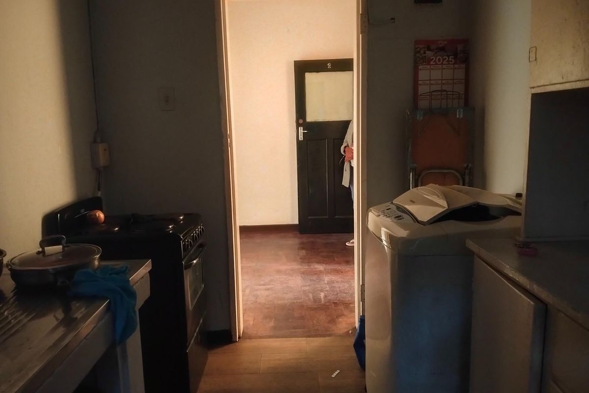 A 2 bedroomed apartment for sale - Photo 3