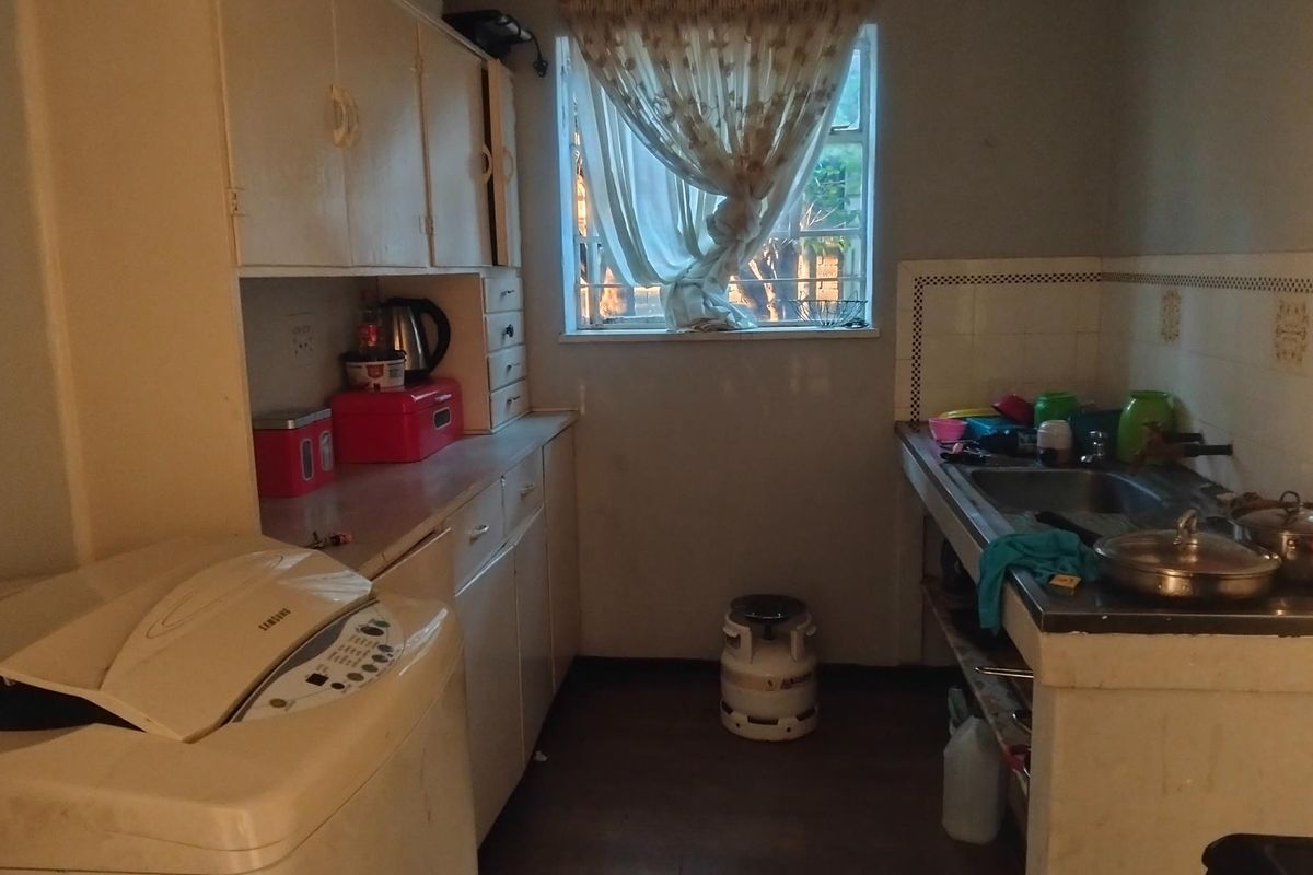 A 2 bedroomed apartment for sale - Photo 2