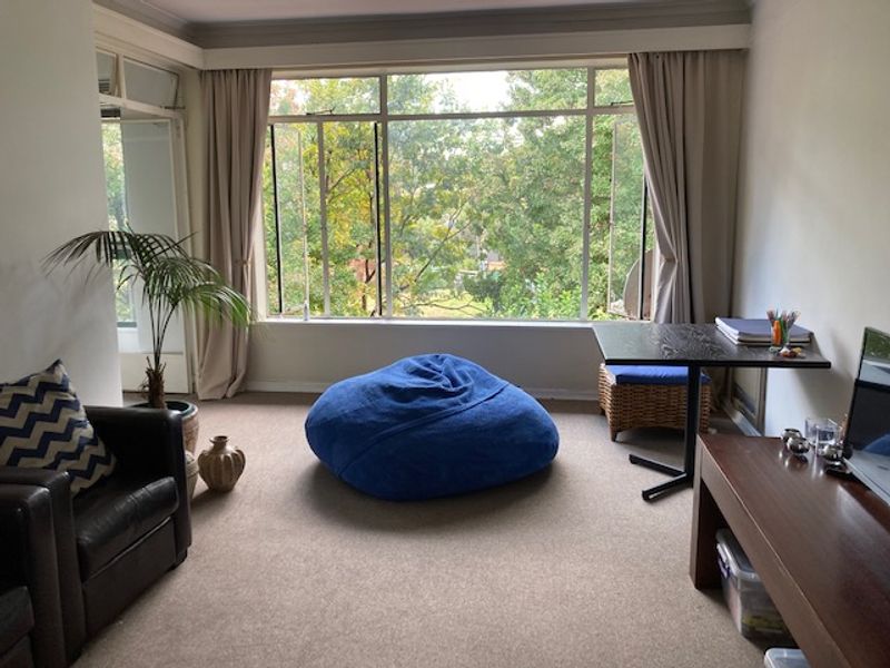 A TRUE GEM IN OERDER PARK! VERY AFFORDABLE. - Photo 4