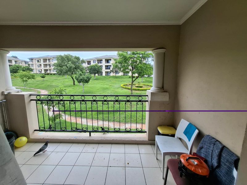 Secure Warm and Spacious – Ideal Starter Home - Photo 1