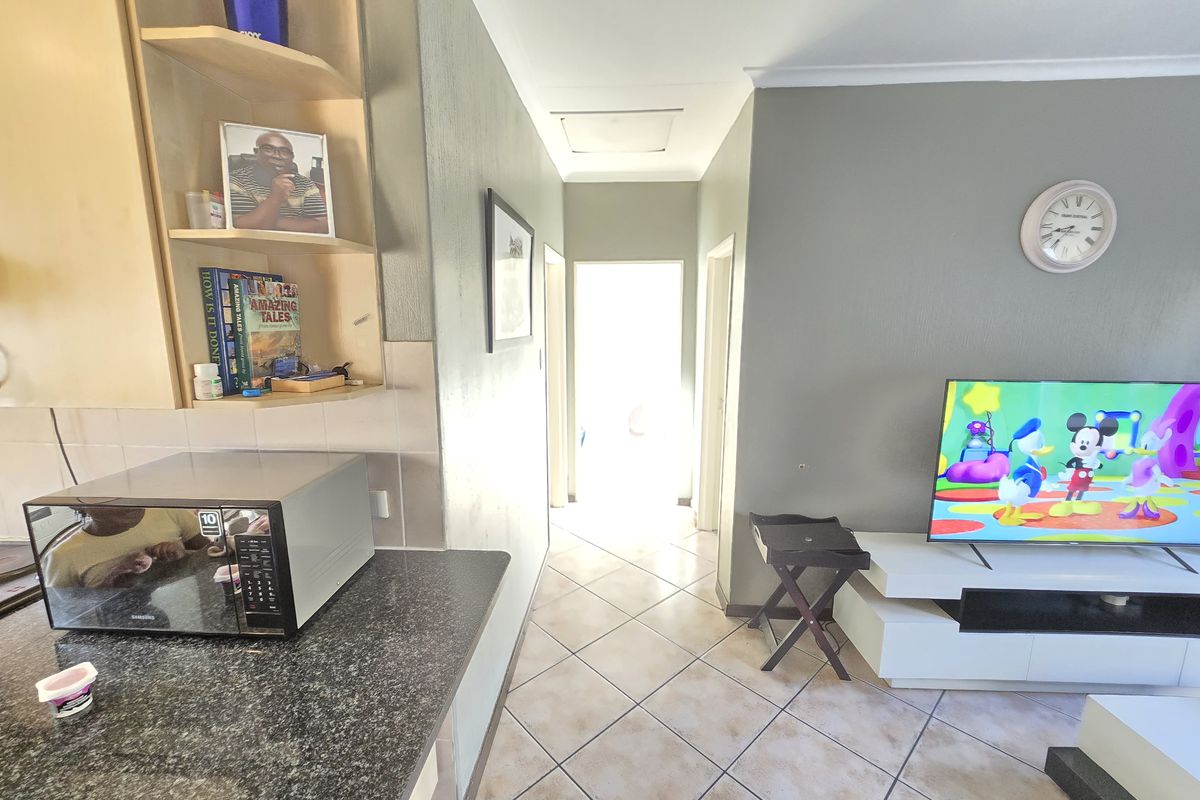 welcome to you retreat - Photo 4