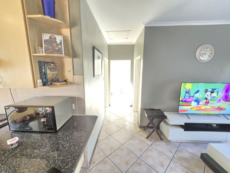 welcome to you retreat - Photo 4