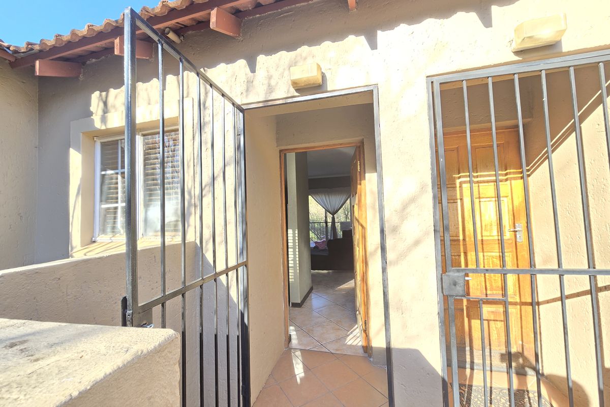 welcome to you retreat - Photo 2