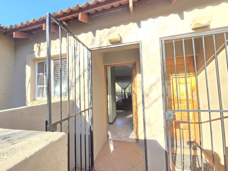 welcome to you retreat - Photo 2