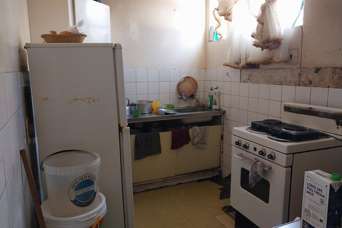 Investor Alert! Income-Generating Apartment Just Off Joe Slovo Drive - Photo 3