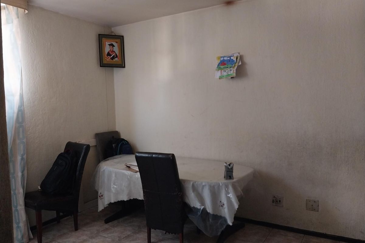 Investor Alert! Income-Generating Apartment Just Off Joe Slovo Drive - Photo 4