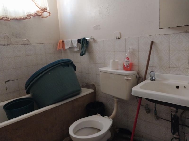 Investor Alert! Income-Generating Apartment Just Off Joe Slovo Drive - Photo 8