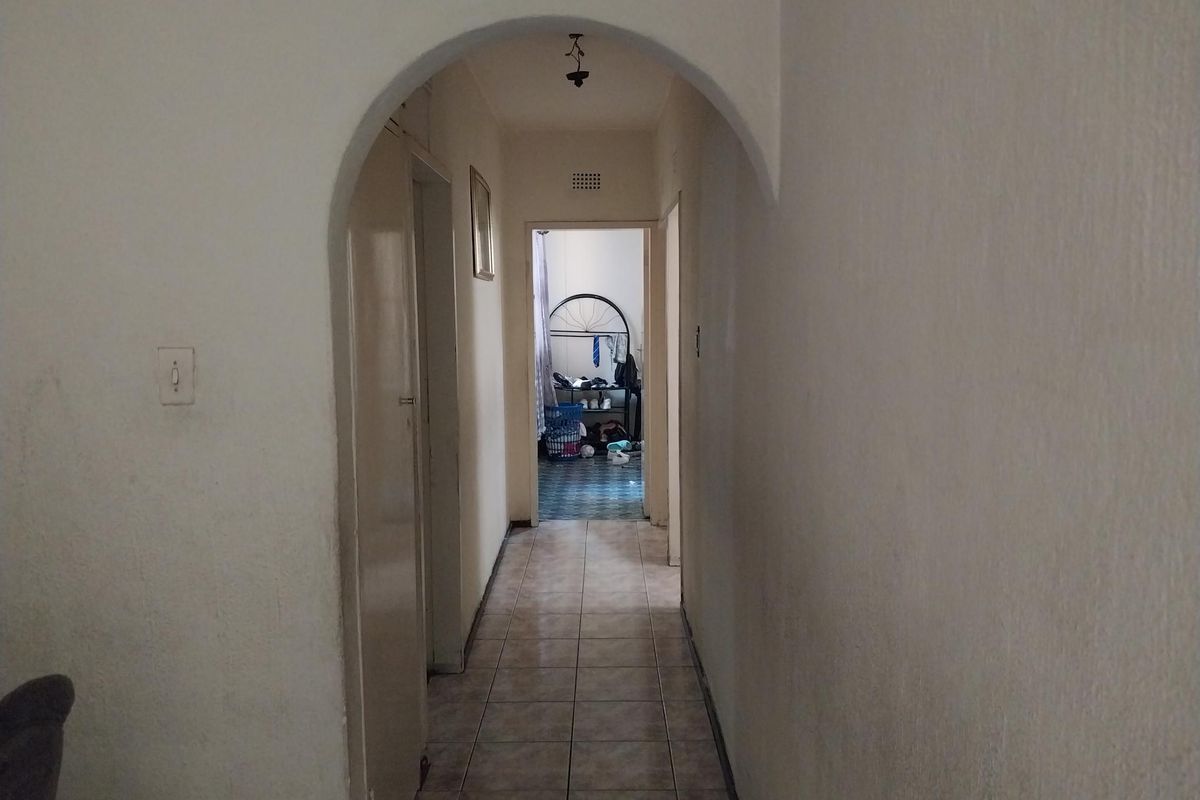 Investor Alert! Income-Generating Apartment Just Off Joe Slovo Drive - Photo 5