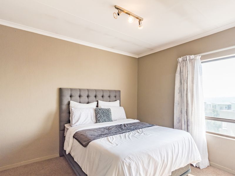2 x 1 BED APARTMENTS UP FOR GRABS IN  WELL MAINTAINED COMPLEX. **INVESTMENT OPPORTUNITY** - Photo 6