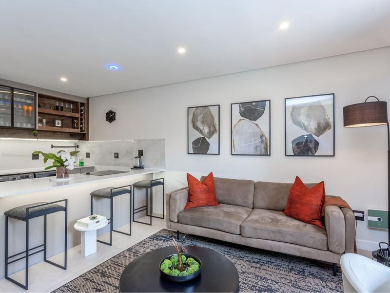 Premium Furnished 1-Bedroom apartment for Corporate Professionals | Inverter | Secure - Photo 6