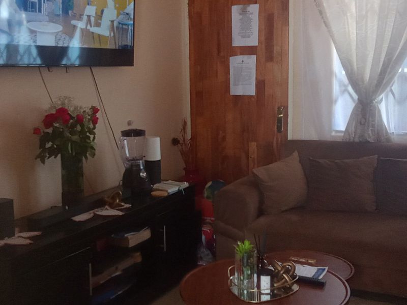 2 bedroom house for sale in Toekomsrus - Photo 6