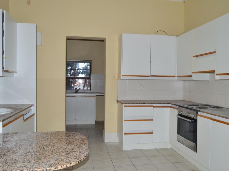 Investment Property with great potential - Photo 2