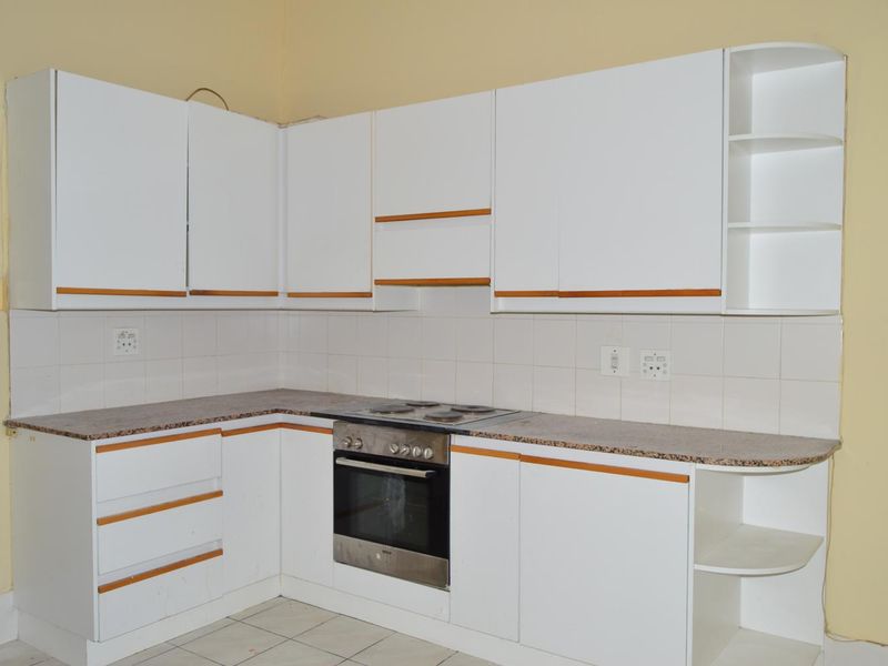 Investment Property with great potential - Photo 3