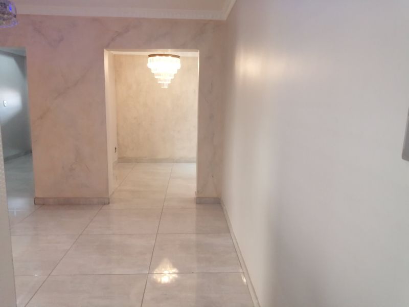 5 bedroom house for sale - Photo 5