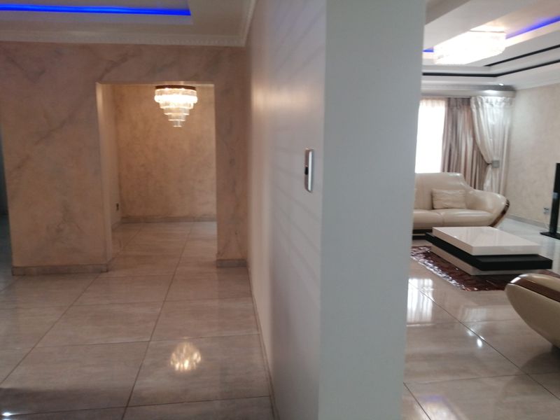 5 bedroom house for sale - Photo 7