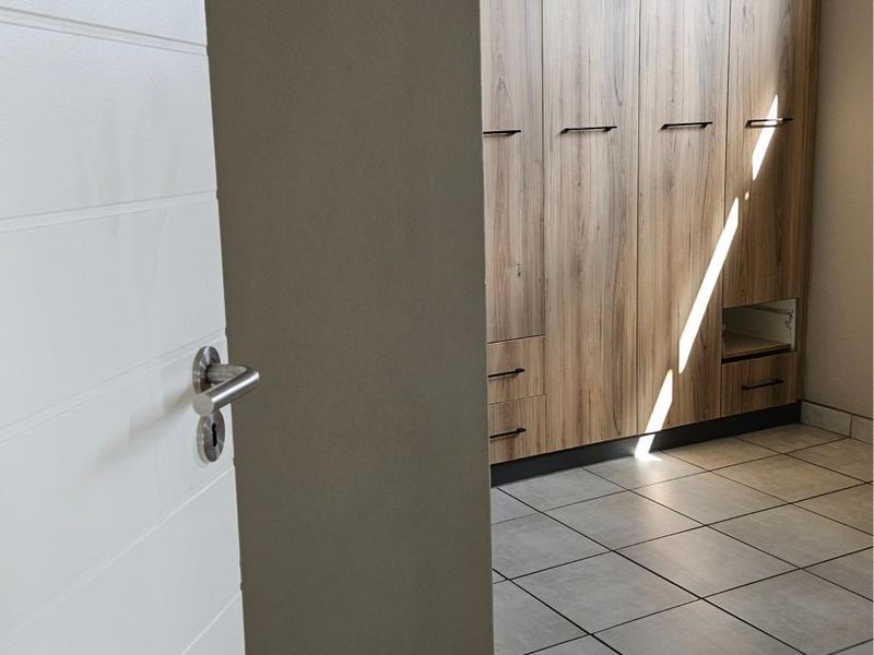 Charming 2-bedroom sectional title for sale in Montana, Pretoria - Photo 8