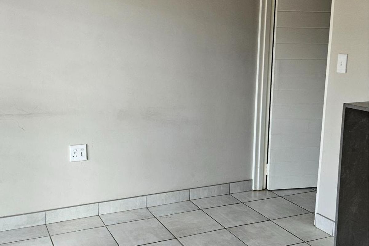 Charming 2-bedroom sectional title for sale in Montana, Pretoria - Photo 4