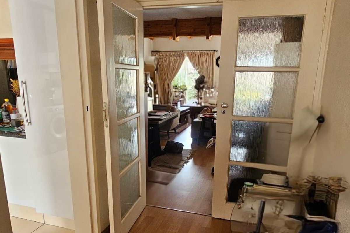 Charming 2-bedroom home in Woodmead, Sandton - Photo 3