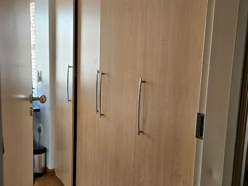 Charming 2-bedroom home in Woodmead, Sandton - Photo 8