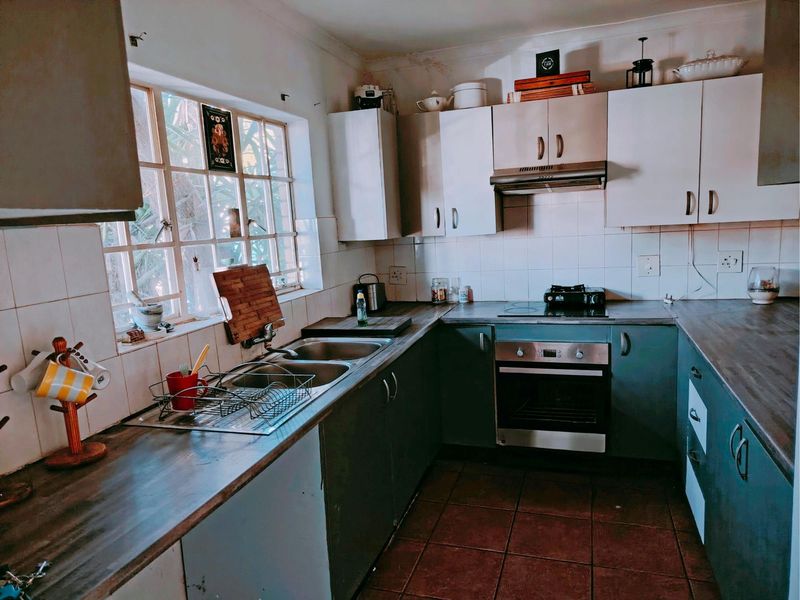 Come make your offer!! - Photo 3