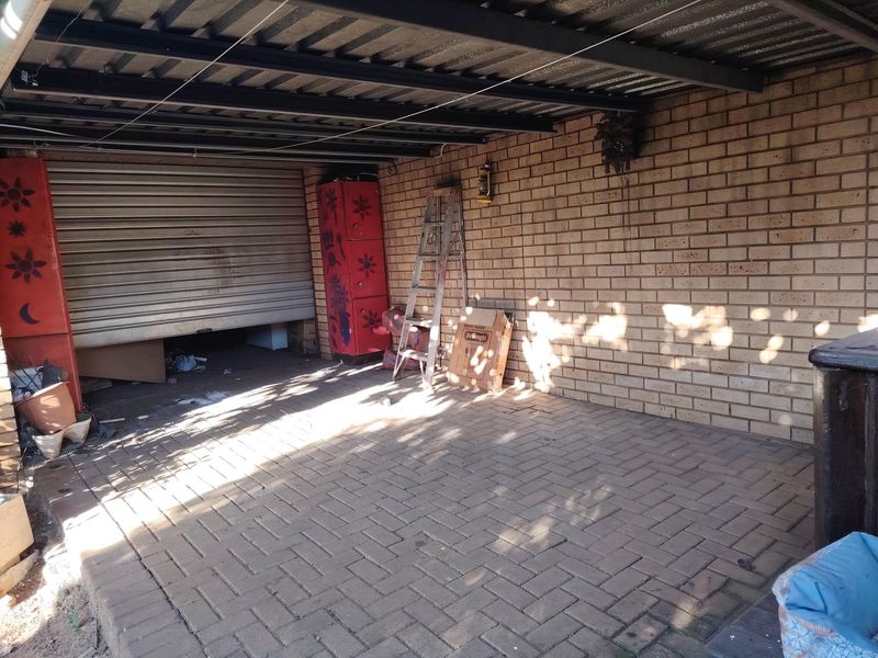 Come make your offer!! - Photo 10