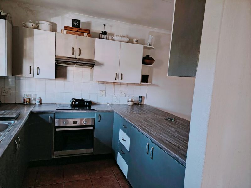 Come make your offer!! - Photo 5