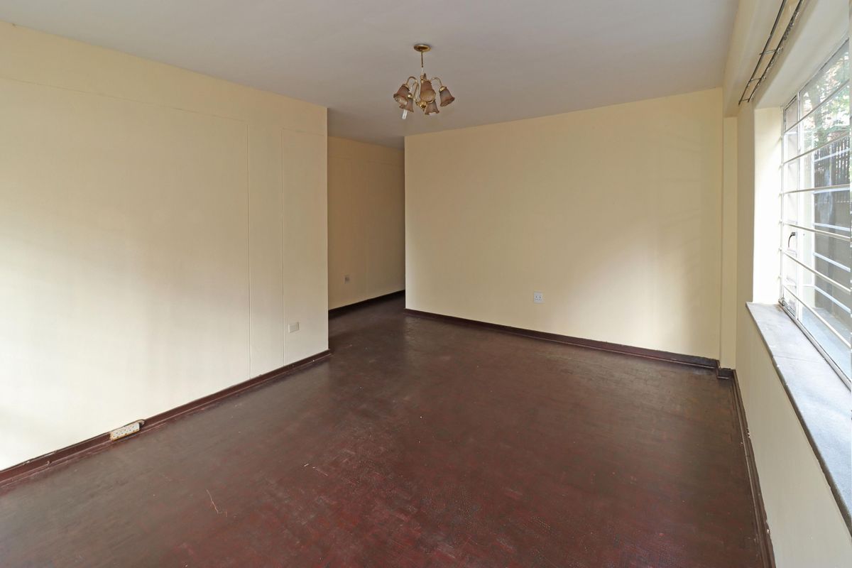 2 BEDROOMS FLAT FOR SALE IN THE VERY GOOD SIDE OF BELLEVUE CLOSE TO SCHOOL AND PUBLIC TRANSPORT - Photo 2