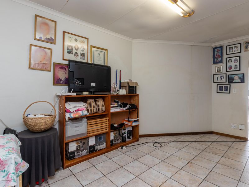 Multi family Home - Photo 5