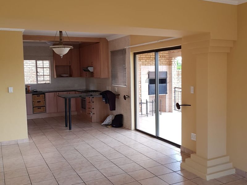 SAFE AND SECURE!! - Photo 5