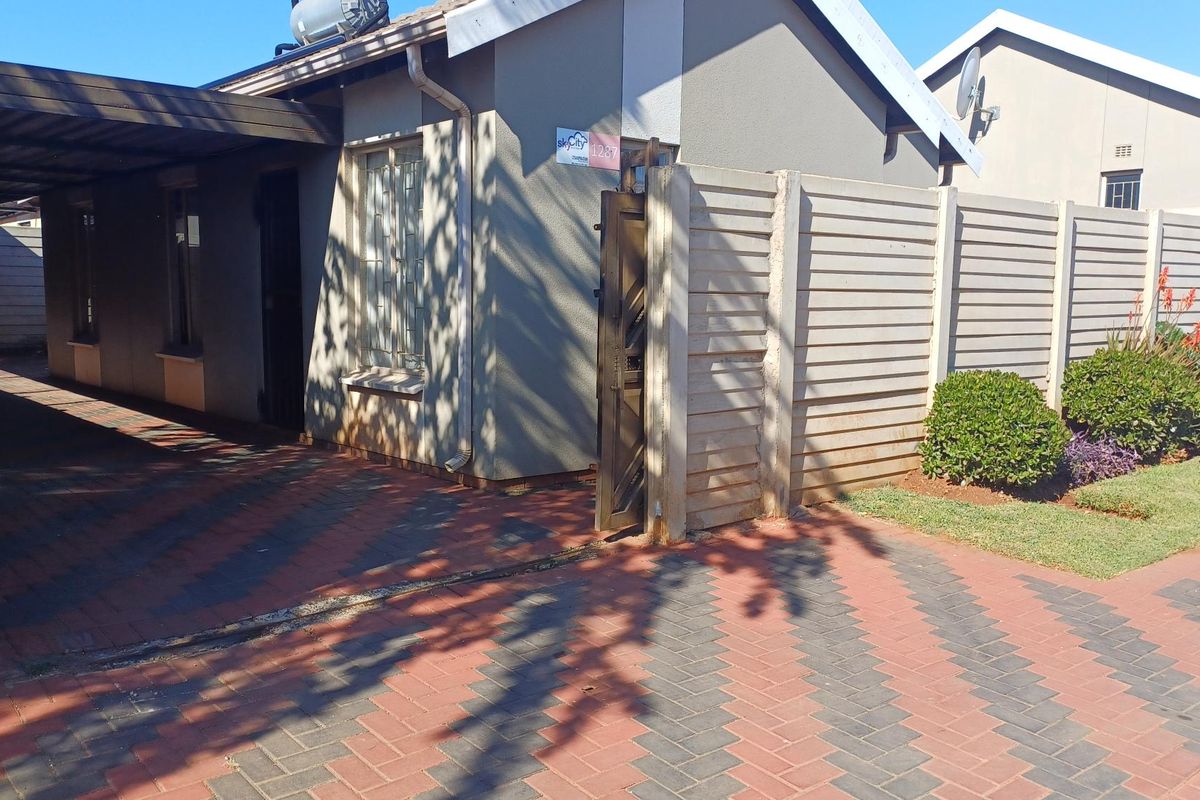 Charming 3-bedroom house for sale in Sky City, Alberton—your dream home awaits! Don’t miss out! - Photo 2