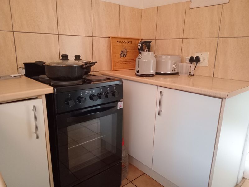 Townhouse For Sale - Photo 8