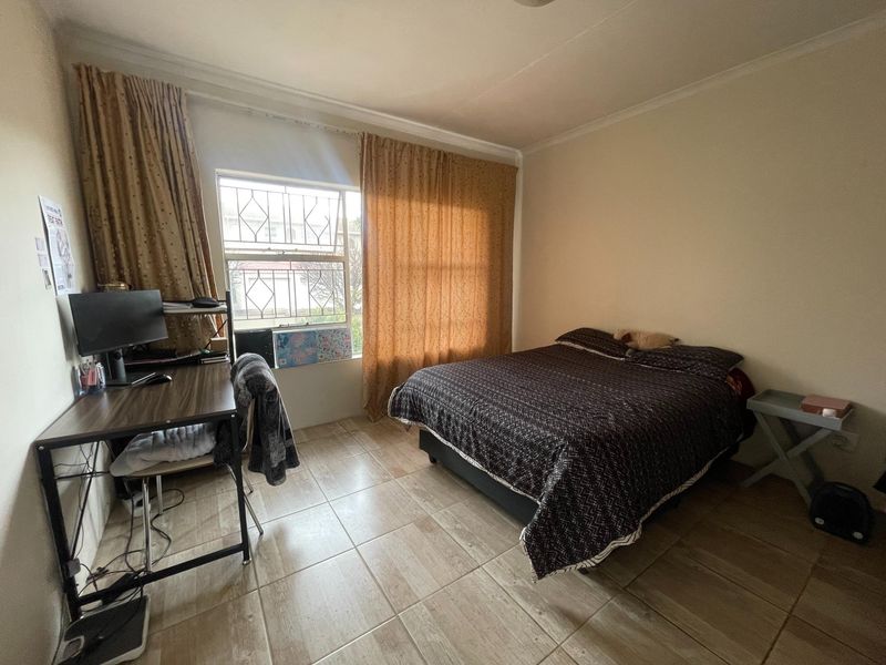 2 Bed For Sale - Photo 9