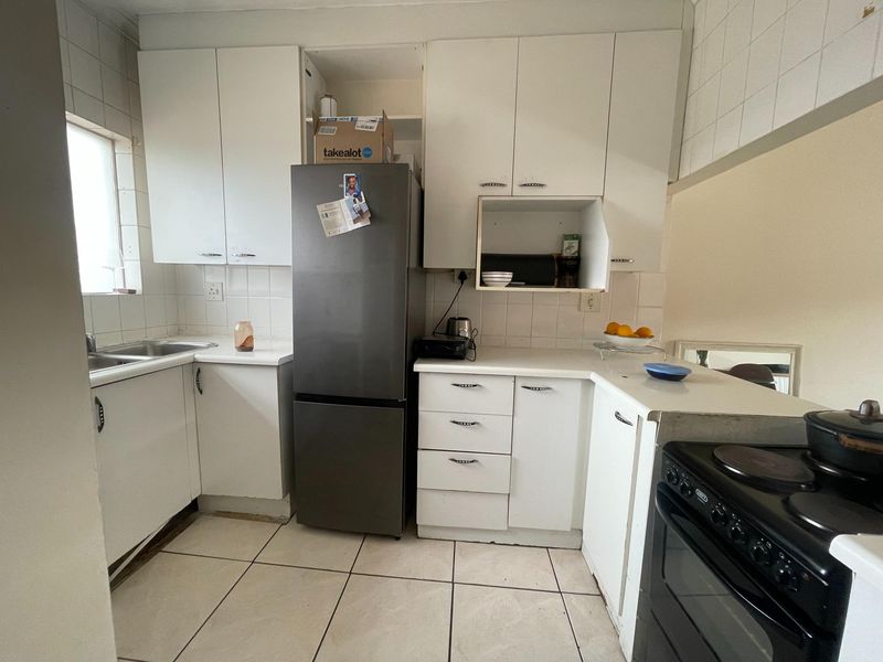 2 Bed For Sale - Photo 7